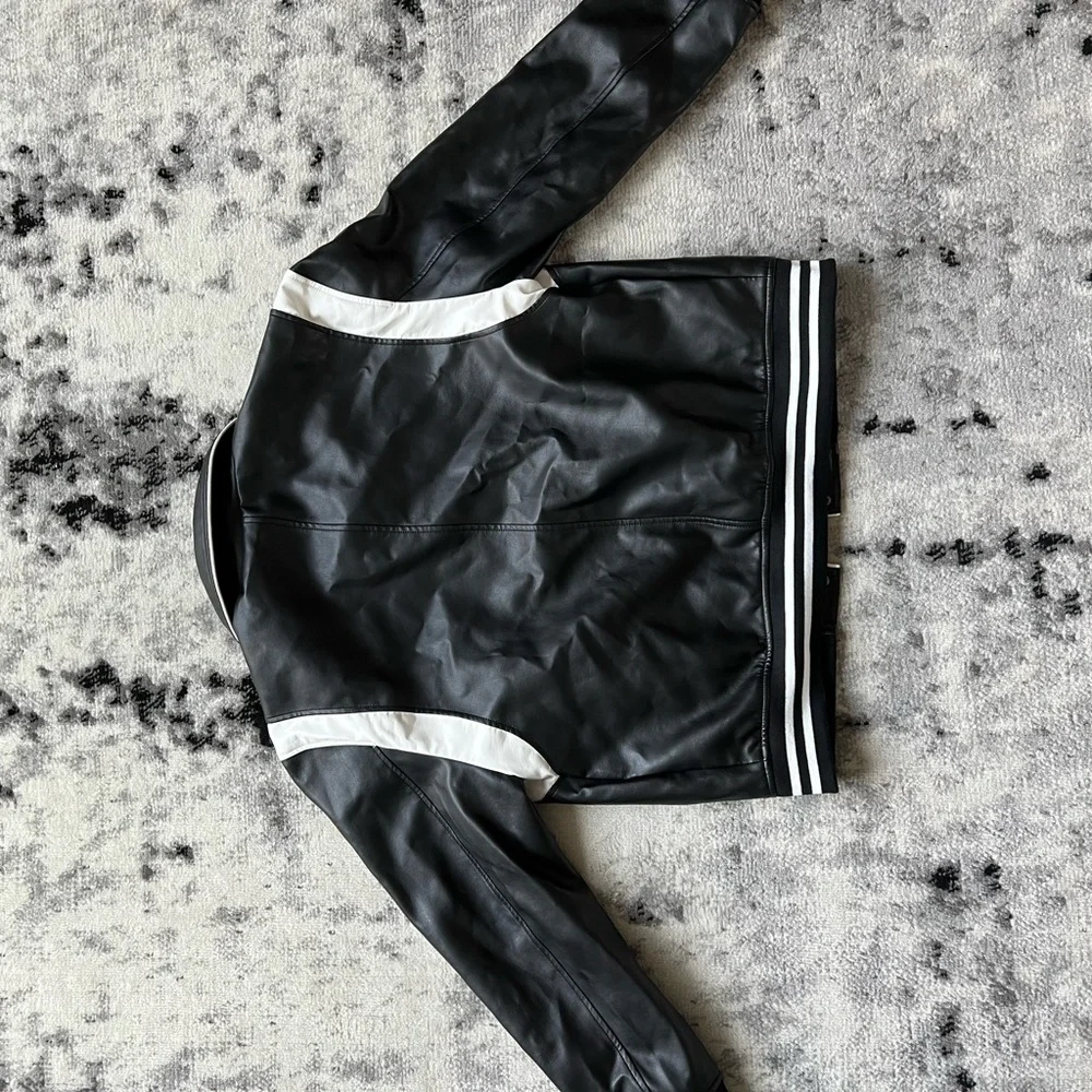 Varsity jacket - Picture 5 of 5